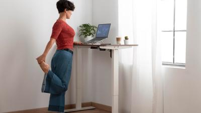 Manfaat Stand Laptop yang Bikin Kerjaan Semakin Produktif