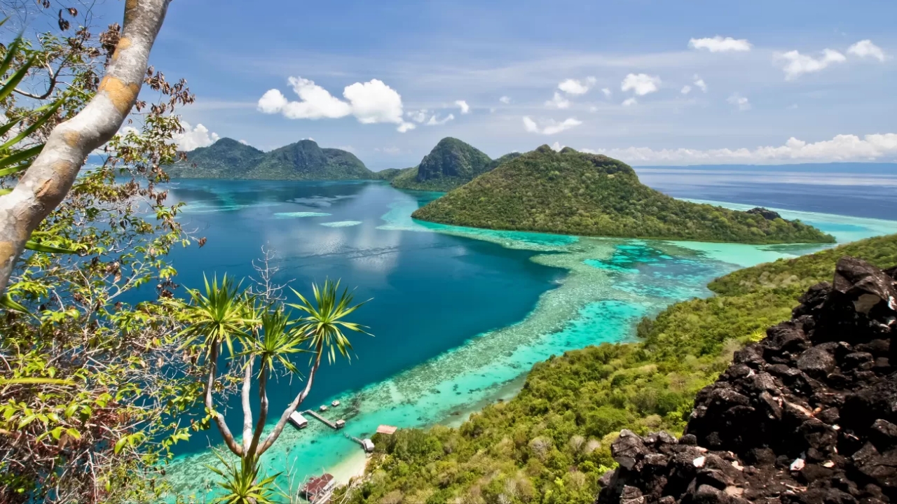 8 Rekomendasi Tempat Wisata di Banda Neira yang Wajib Kunjungi