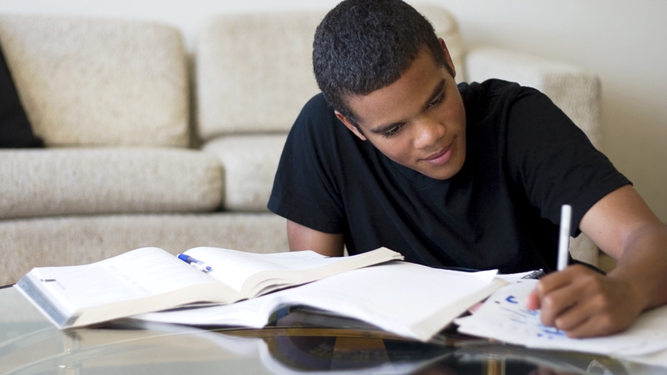 5 Tips Belajar Di Rumah Selama Libur Sekolah Bulan Puasa