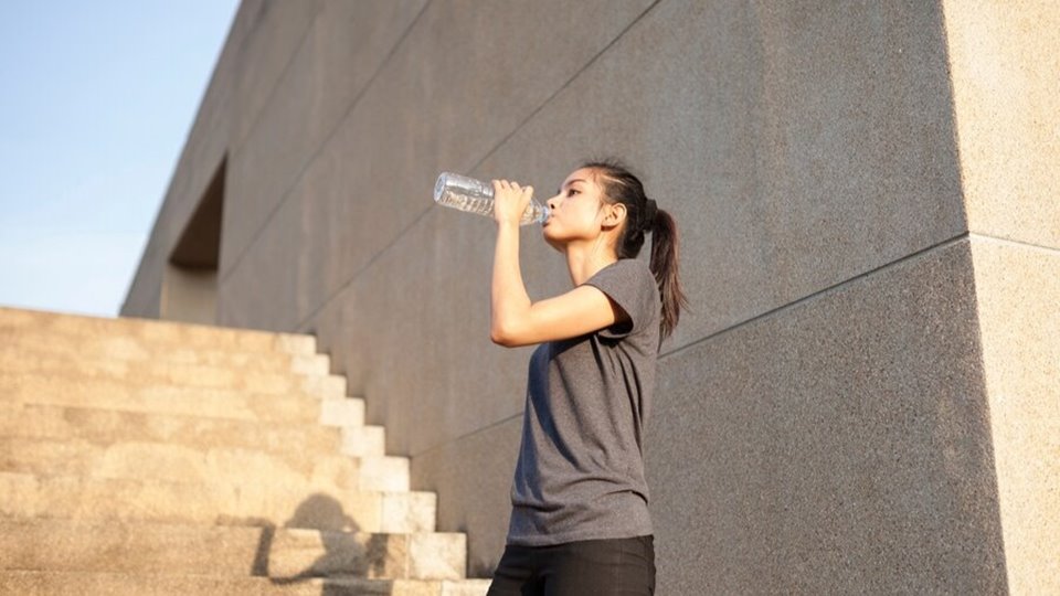 Sejumlah Tips Cegah Dehidrasi di Tengah Aktivitas Harian Padat