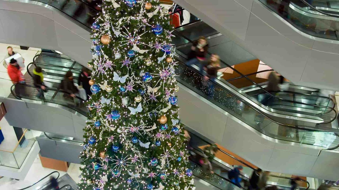 7 Tips Belanja Hemat Menjelang Natal dan Tahun Baru, Anti Kalap