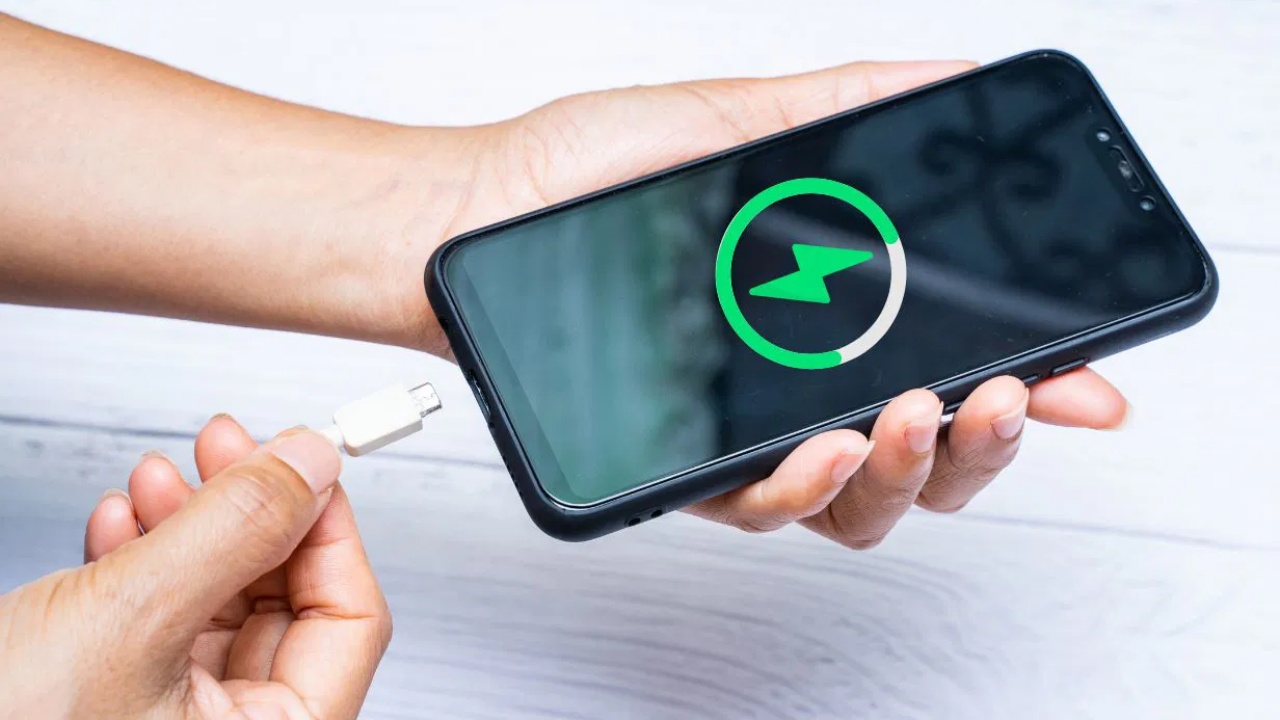 7 Tips Memperpanjang Umur Baterai HP Agar Bisa Dipakai Lama