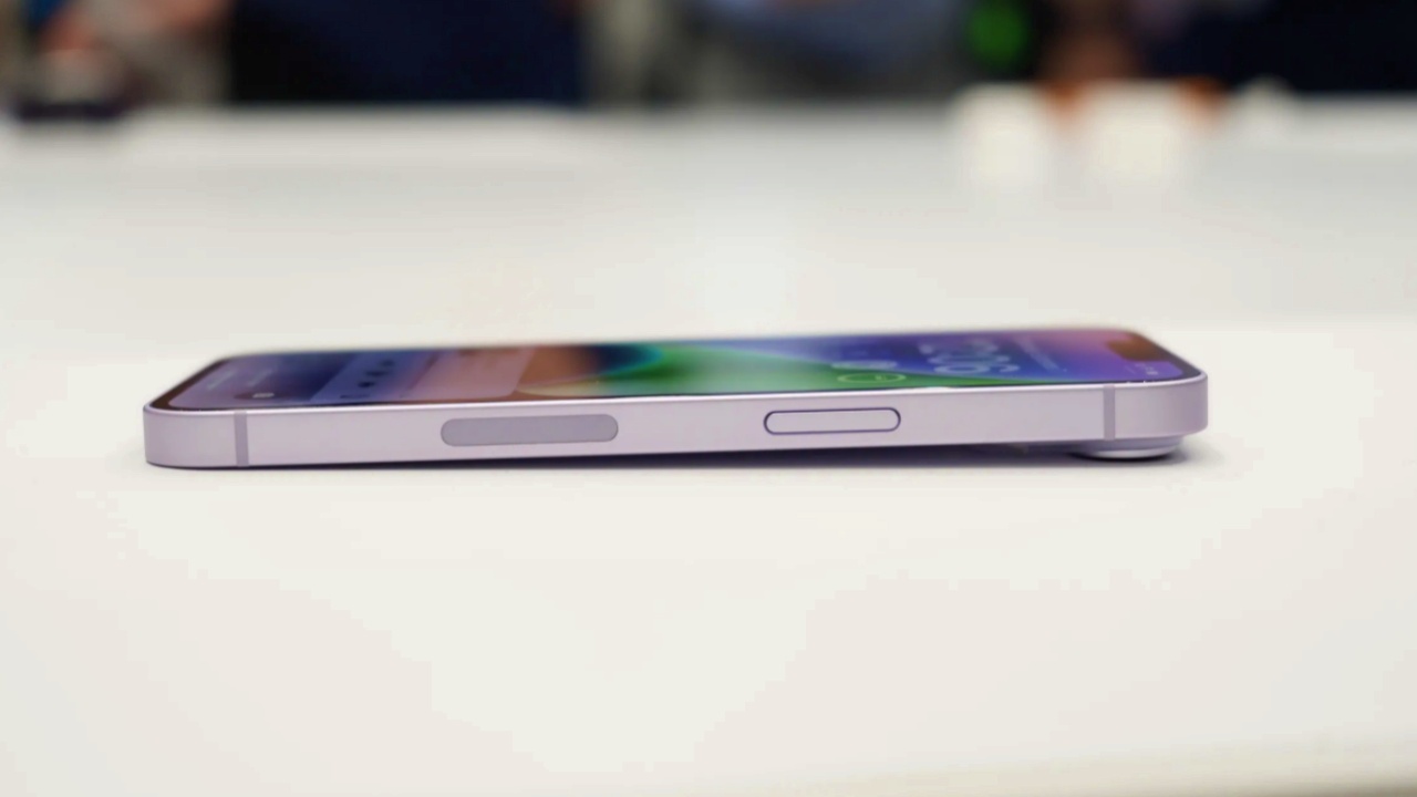 Jangan Panik! Ini Cara Mudah Mengatasi Tombol Power HP Tenggelam