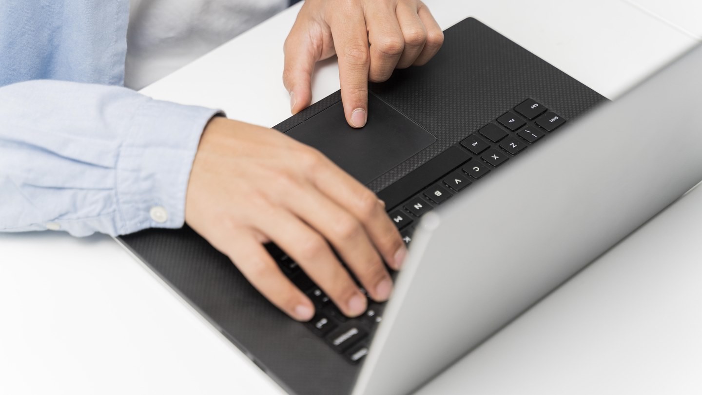 Penting Mengetahui Sejumlah Penyebab Touchpad Laptop Rusak