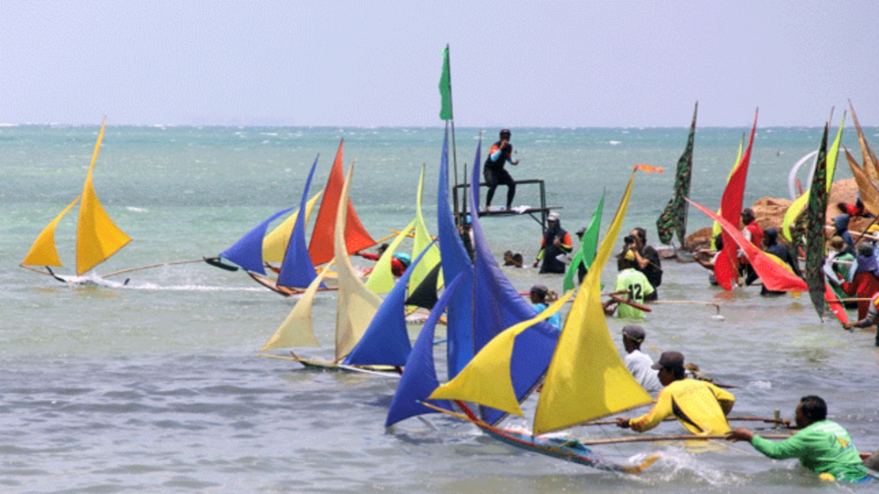 10 Tradisi Kemerdekaan Indonesia yang Unik dari Berbagai Daerah