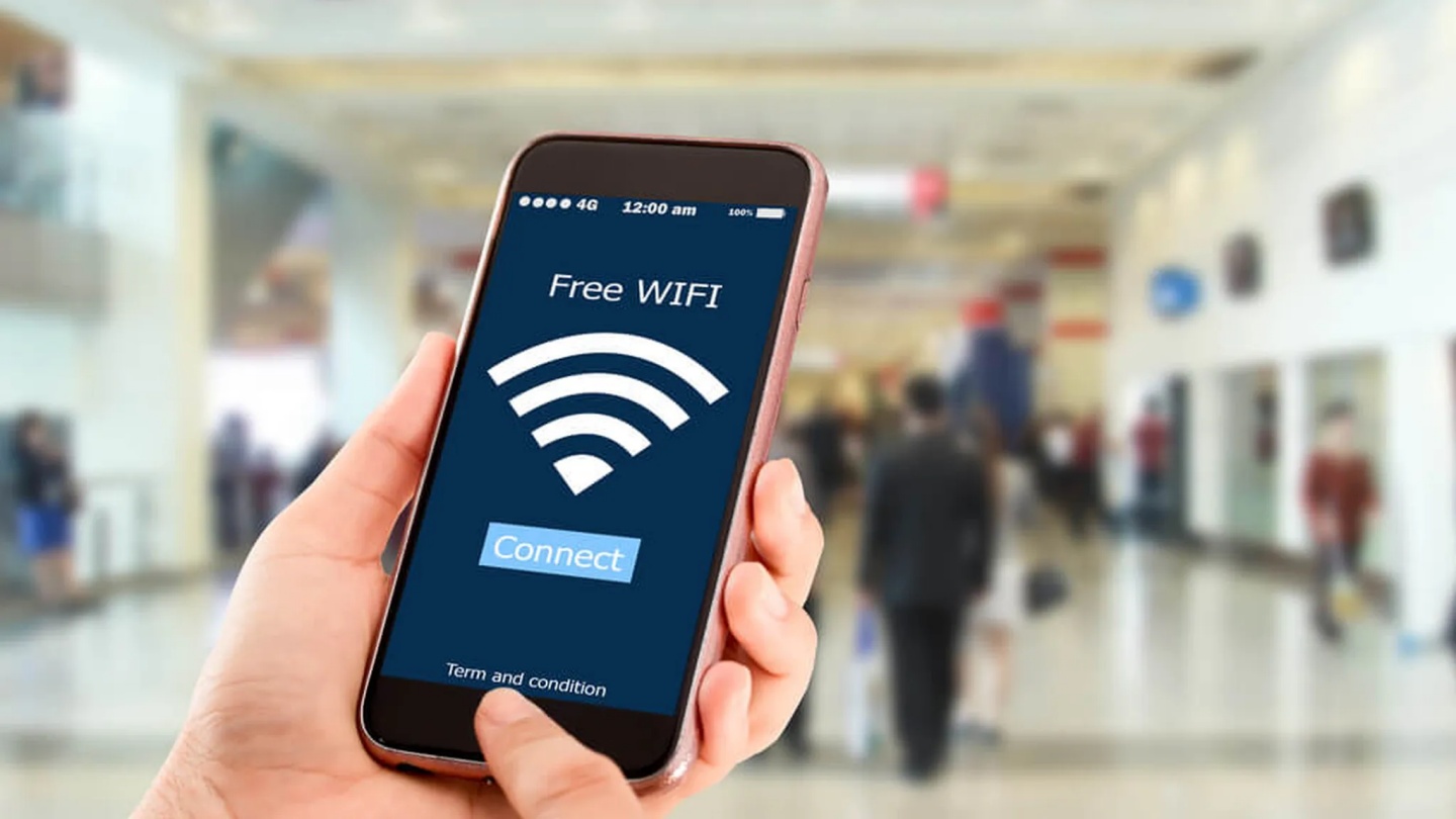 Ini Dia Bahaya Menggunakan Wifi Publik buat Transaksi Perbankan